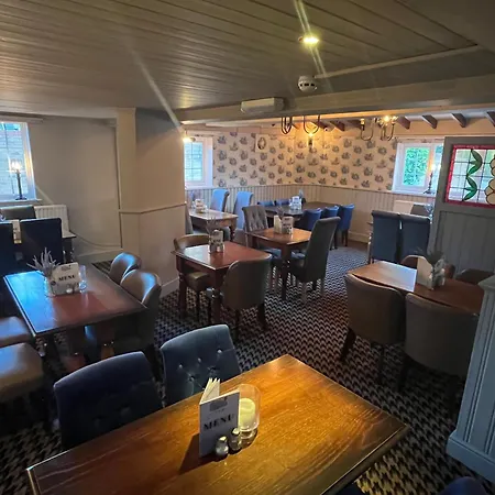 Half Moon * Middlesbrough